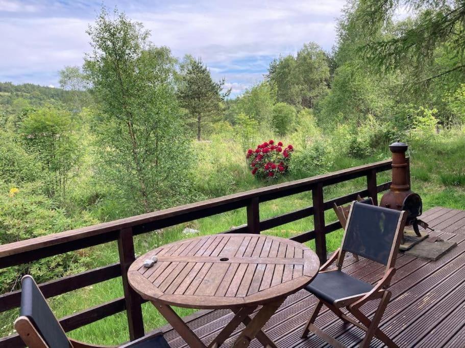 Апартаменты Woodland Retreats Форт-Уильям Экстерьер фото